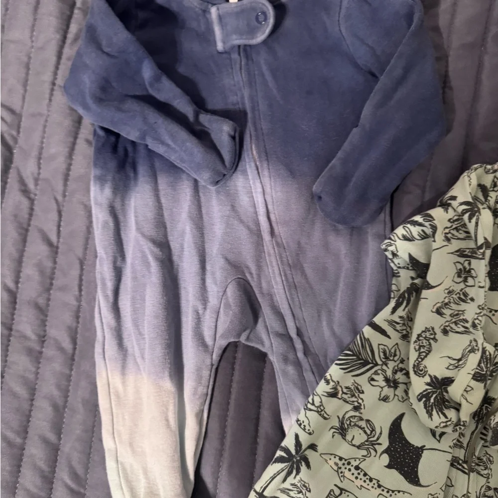 HONEST Newborn Pajamas set